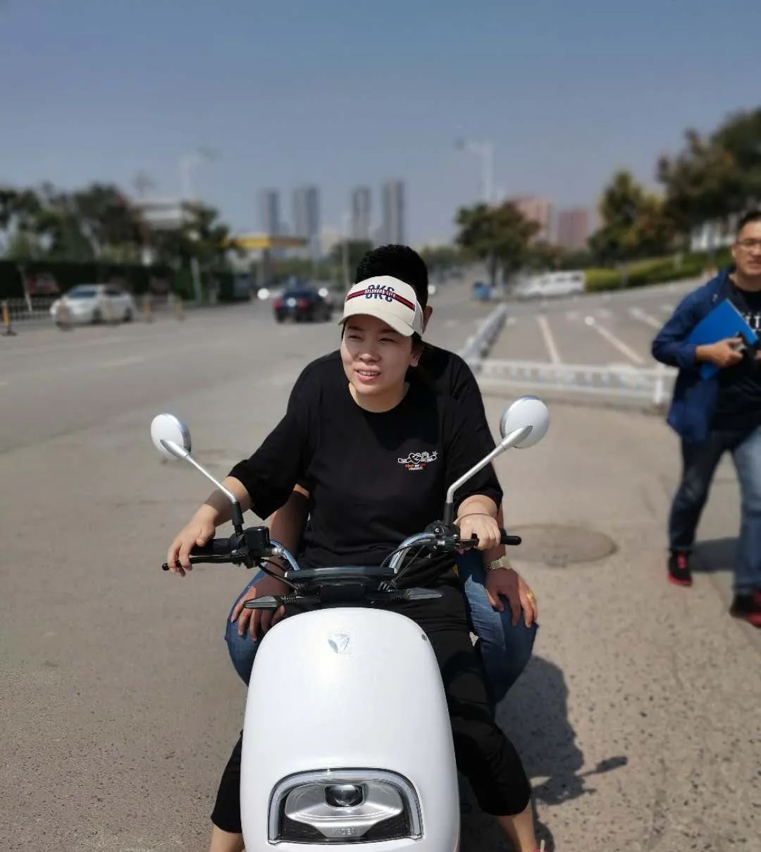 交通|非机动车逆行，不走非机动车道！今天这些人上榜了！