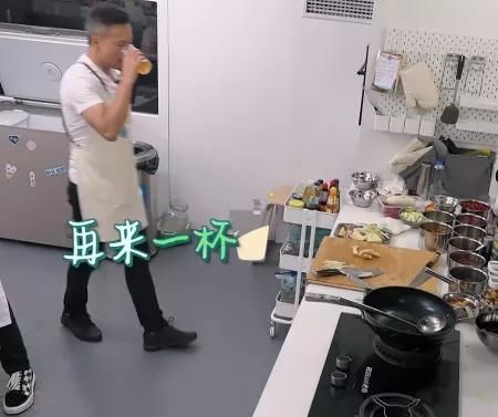  中餐厅|《中餐厅4》首期就搞事情？林大厨膨胀了，赵丽颖被气哭