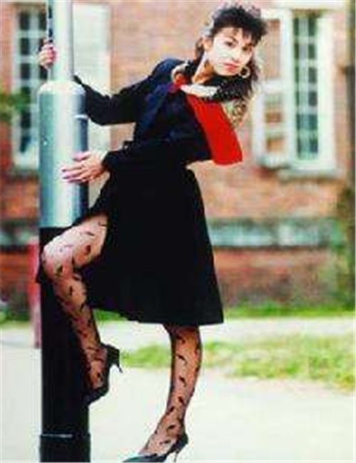 孩子|中国首位变性人，比金星还早12年，如今想要发行自传《女人梦》