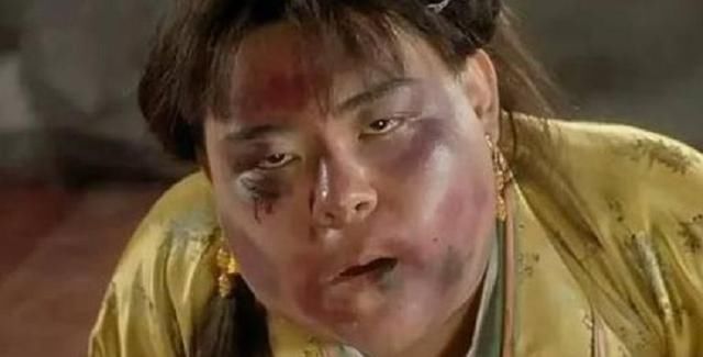 剧组|女星拍戏嫌水脏,要求剧组换140桶矿泉水,现在她混成啥样了?