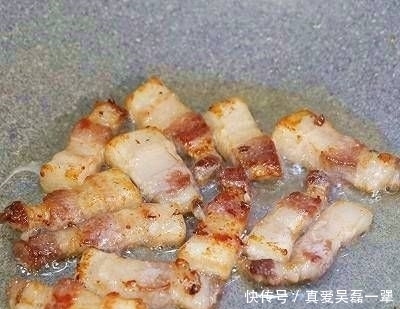 不吃|如果孩子们不吃胡萝卜怎么办?炖一锅五花肉烧胡萝卜菜,营养可口