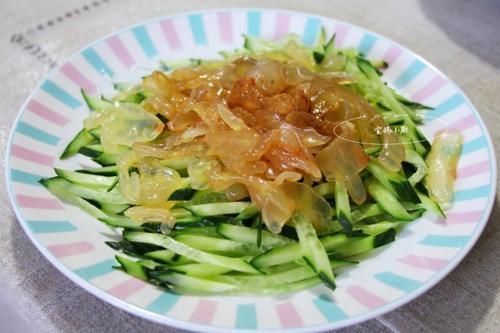 我家|晒晒我家三伏天晚餐,北方口味三菜一汤吃得香,网友经济味美