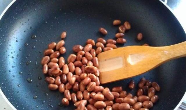  老干妈辣椒|它是最天然的“清肠剂”，一周吃3次，肠道舒服一身轻松