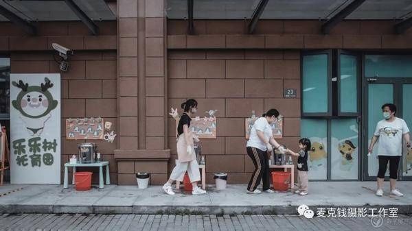  理光|从＂新天地＂到＂新世界＂ 理光 GR3 的街头日记