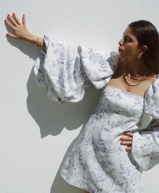 裙子|早秋最美的5条裙子，可以安排了