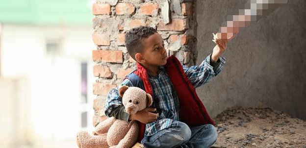 没用|被熊孩子三天两头“划车”怎么办?找家长没用,高情商的人怎样做