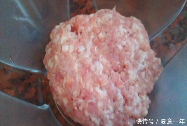 营养|白萝卜肉丸汤这样做真好吃,既简单又营养,每次做都不够全家人吃