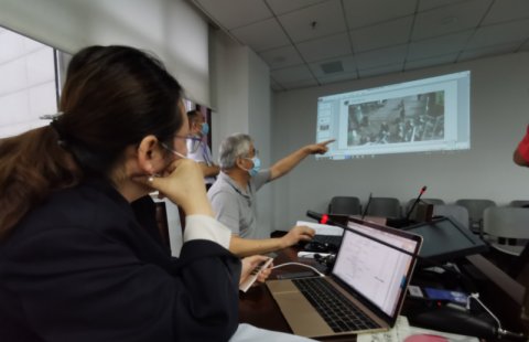 行李箱|壹现场丨老人被行李箱绊倒后死亡 到底谁之过?