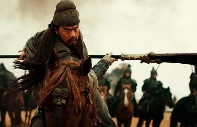  于荣光|演员于荣光：父亲患癌还让喝酒，撒了一个“谎”让其多活了7年