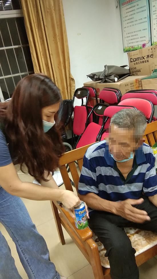  街道|70岁孤寡老人因起火无家可归，街道做了这些……