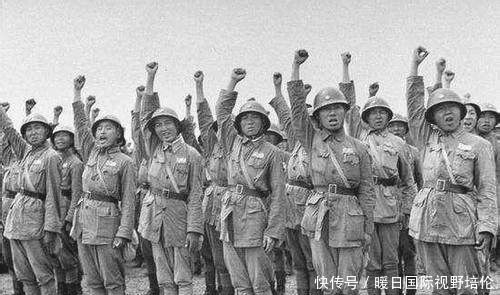 小时|12小时五个团全部打光不投降,淮海战役这一仗打的血水浸满战壕