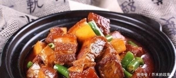 老外|老外到中国一年,第一次吃中国菜,菜一上桌后,他们的吃法亮了