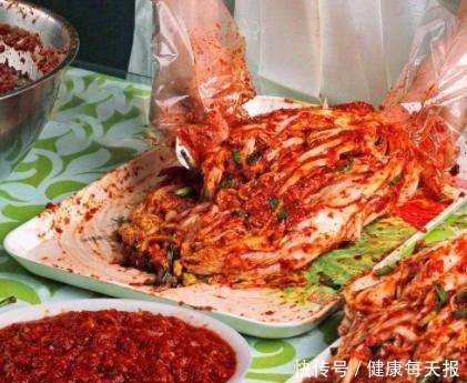 健康|中国泡菜酸爽健康,可为啥韩国泡菜能火遍全球看完腌制方法服了