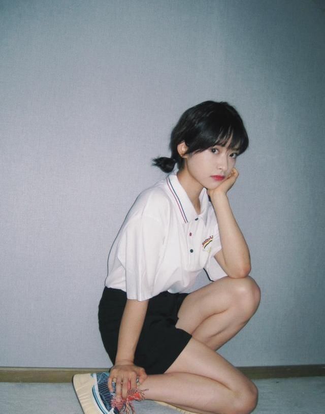 长裙|沈月穿搭土气？长裙搭配飞行帽元气满满，时尚大气又洋气十足