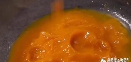 爸爸|婆婆买了半袋南瓜,爸爸发明一种吃法,孩子爱吃还长高了!