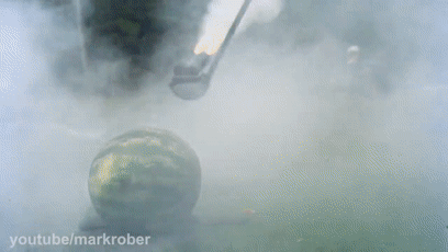  开挂|兄弟开挂吗？球杆装火箭、靶心自己找飞镖，想输都难