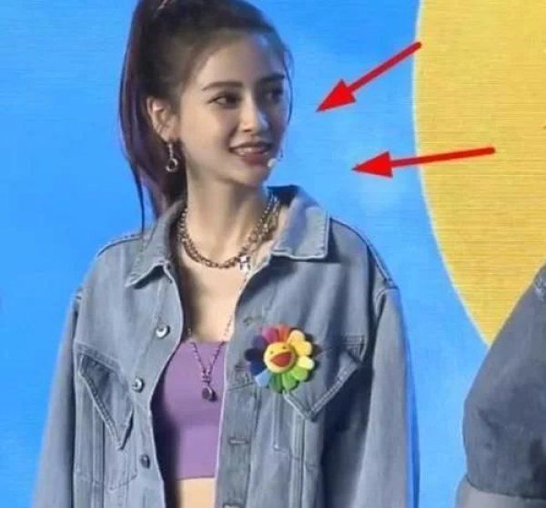  杨颖|跑男发布会现场没空调，嘉宾暴汗衣服湿透，杨颖的颜值真实了