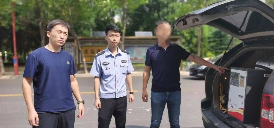 非法|东营特警支队抓获3名涉嫌非法买卖、储存、运输危险物质违法人员 查获汽油1.2吨