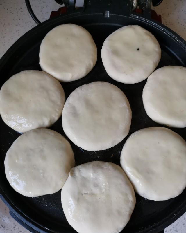 蔬菜|菜火烧的家常做法,几种蔬菜搭配,好吃营养,凉了也不硬。