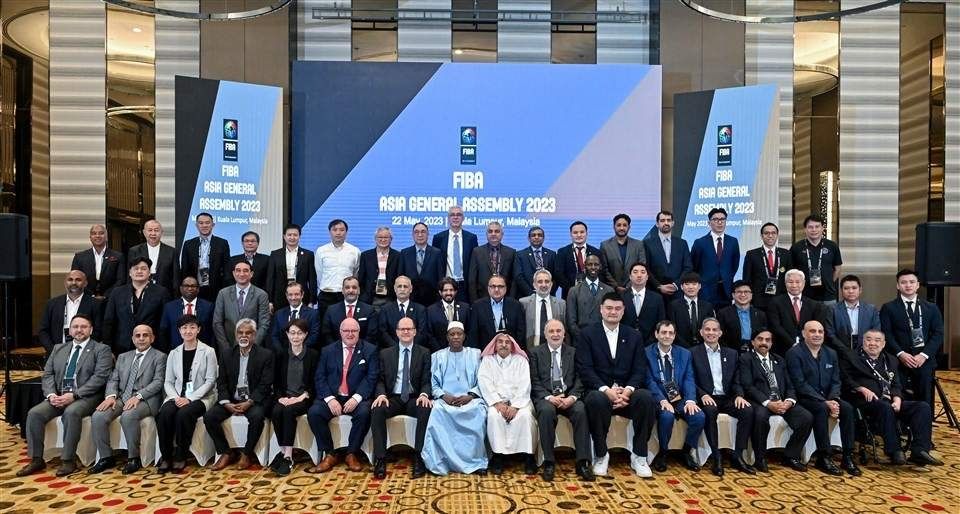 姚明连任国际篮联亚洲区主席