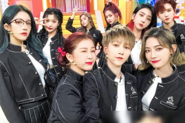  团综|THE9团综，邀请《青春有你2》选手参加，上官喜爱长发变化大