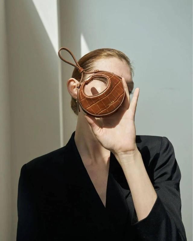 小众|小众包试背 | 通勤包该怎么选？我推荐这只