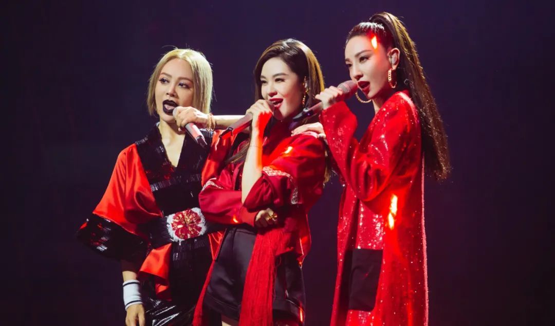  姐姐|《乘风破浪的姐姐》比赛形势逐渐明朗，最终C位是这三选一？