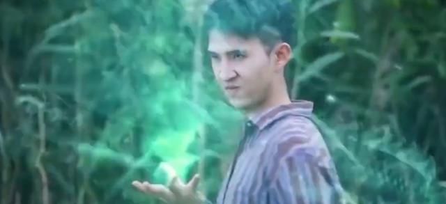  爽文|看完网络爽文的尬剧广告，我的嘴也笑歪了