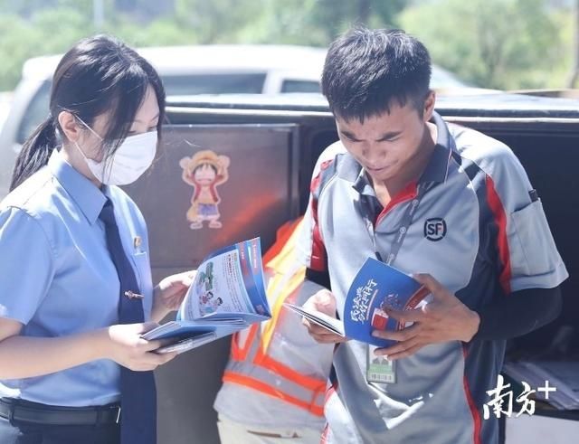  检察官|接地气！惠阳检察干警开展民法典宣传活动