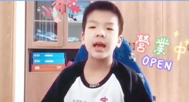 同框|黄圣依杨子夫妇同框拍大片,牵手相依互动亲密,有意破不和传言?