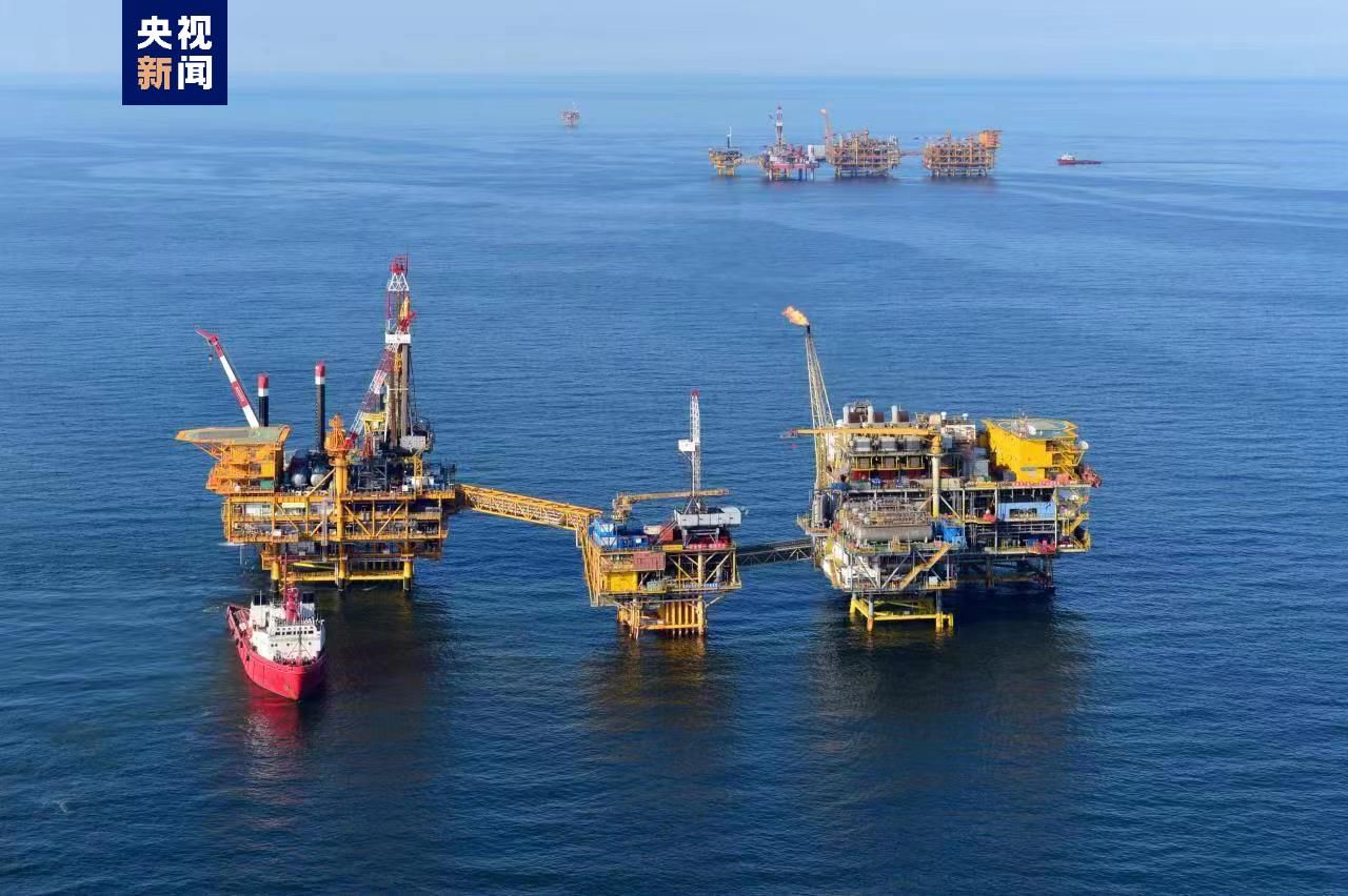 我国最大海上油田累产原油突破5亿吨！重量相当于近28万头蓝鲸