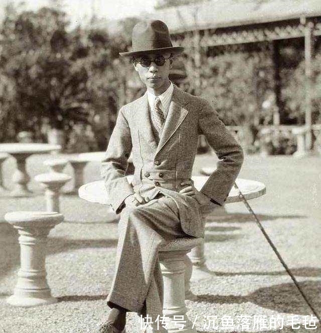 痴迷|溥仪大婚, 获得一件礼物, 非常痴迷, 为此竟干了一件违背祖制事情