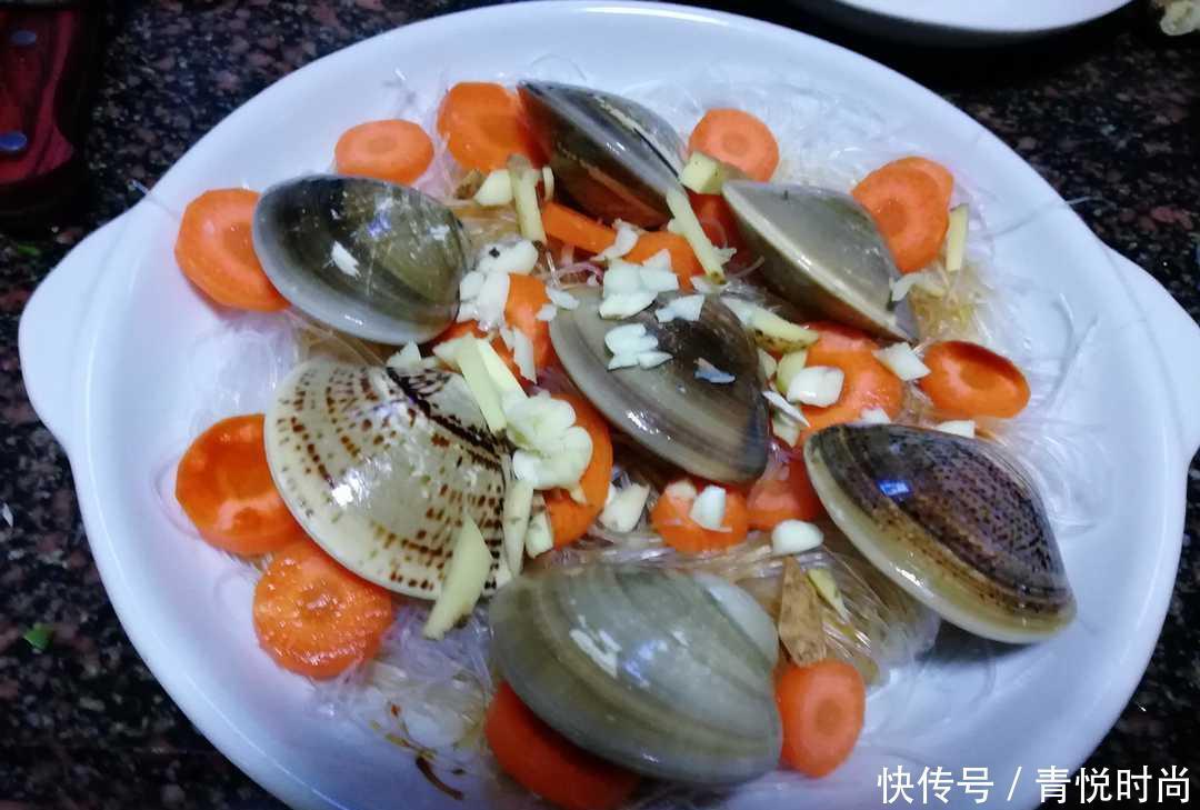 鲜甜|青蛾蒸粉丝，鲜甜美味，一点也不浪费