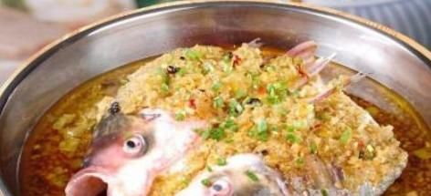 豆瓣酱|美食精选:蒜薹猪头肉、茶树菇炒腊肉、香葱闷豆腐、炖酒香鱼头