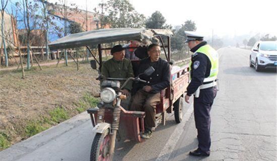  沉默|农用车禁止拉人,发现一次罚一次,农民反问一句,专家沉默不言