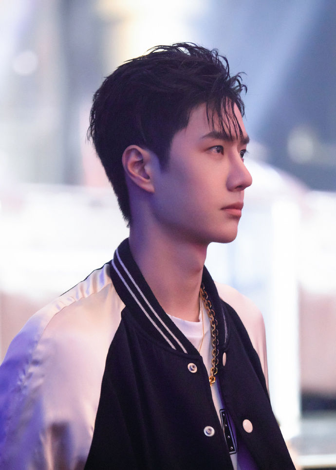  炸到|200920《这！就是街舞》第十期正片上线 布布battle炸到王一博直接摔凳子