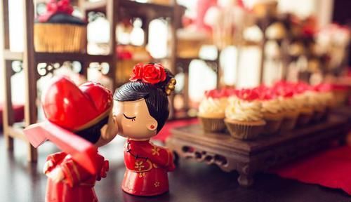 爸妈|“你爸妈怎么这么抠”小姑子结婚，俺爸妈包一千块红包有错吗？