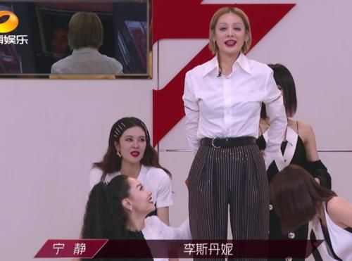  曝光|《浪姐》六公录制时间曝光，人气最高的王霏霏弃权，队长人选不变