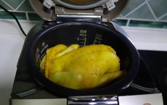  不用|电饭锅版盐焗鸡, 不用放一粒盐, 营养好味道香, 超级简单