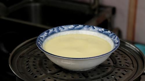 美味|蒸鸡蛋羹，不要直接上锅蒸，掌握好这几点，鸡蛋细腻嫩滑无气孔
