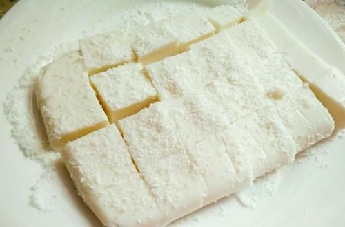  牛奶|牛奶不想直接喝？做成入口即化的小甜品，吃一口就保你爱上