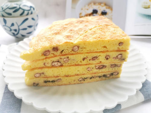 用小米来|小米别总熬粥,加入鸡蛋搅一搅,手不沾面做早餐饼,全家人点赞