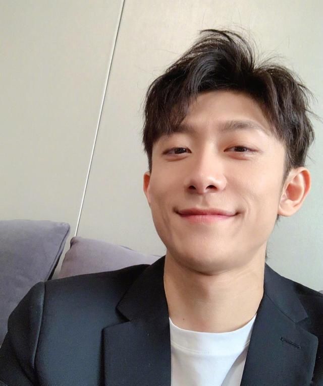  杨幂|看娱乐圈的高考分数 杨幂583，刘星365，看到周笔畅太惊讶了！