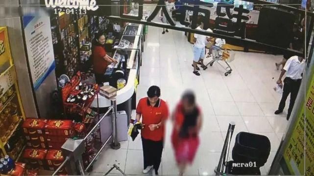 奇葩|【奇葩】大妈“顺走”商品被超市调查时坠楼摔伤，竟然索赔17万元…法院这样判