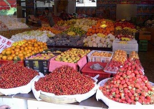  坏桃|赵丽颖以身试法“坏桃不能吃”，只坏了一点的水果，只能扔掉吗？