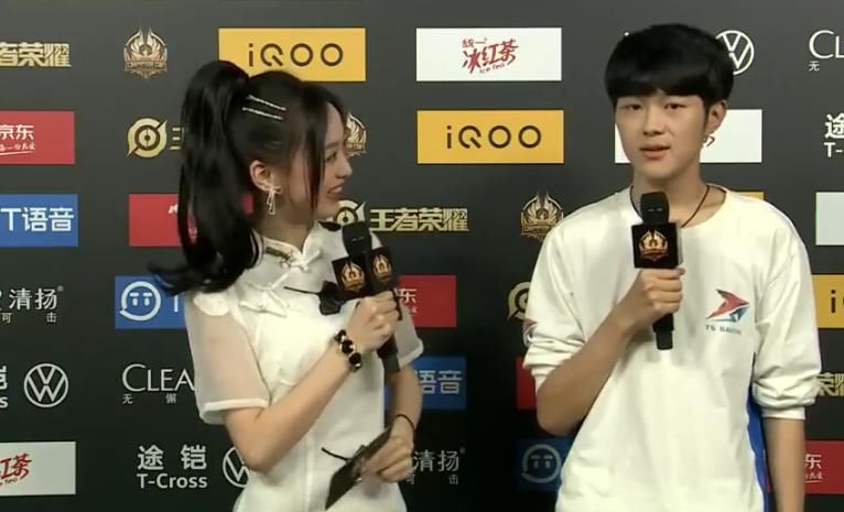  阿豆|TS赛后采访：阿豆的“毒奶”又来了，TTG.XQ躲在角落瑟瑟发抖