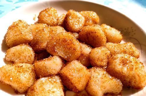  蒸好的糯米|教你在家做糯米果，不煎不油炸，口感软糯，甜甜的好好吃