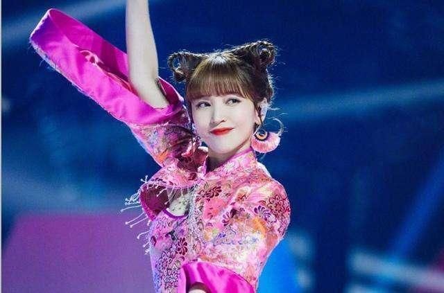  结束|《乘风破浪的姐姐》第三次公演结束 孟佳、金莎、王丽坤淘汰