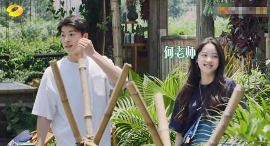  手足无措|《向往》本季最尴尬嘉宾，全程手足无措难插话，不光陪笑还没镜头