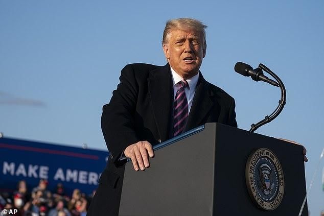 爆发|金斯伯格病逝一天内混战爆发：特朗普将快速提名，拜登筹款创纪录